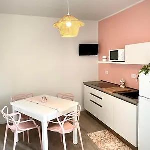 https://appartamento-rosa-pacengo-di-lazise.hotelinveneto.com