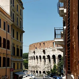 https://colosseo-apartments-and-rooms-rome-city-centre.it-romehotels.com